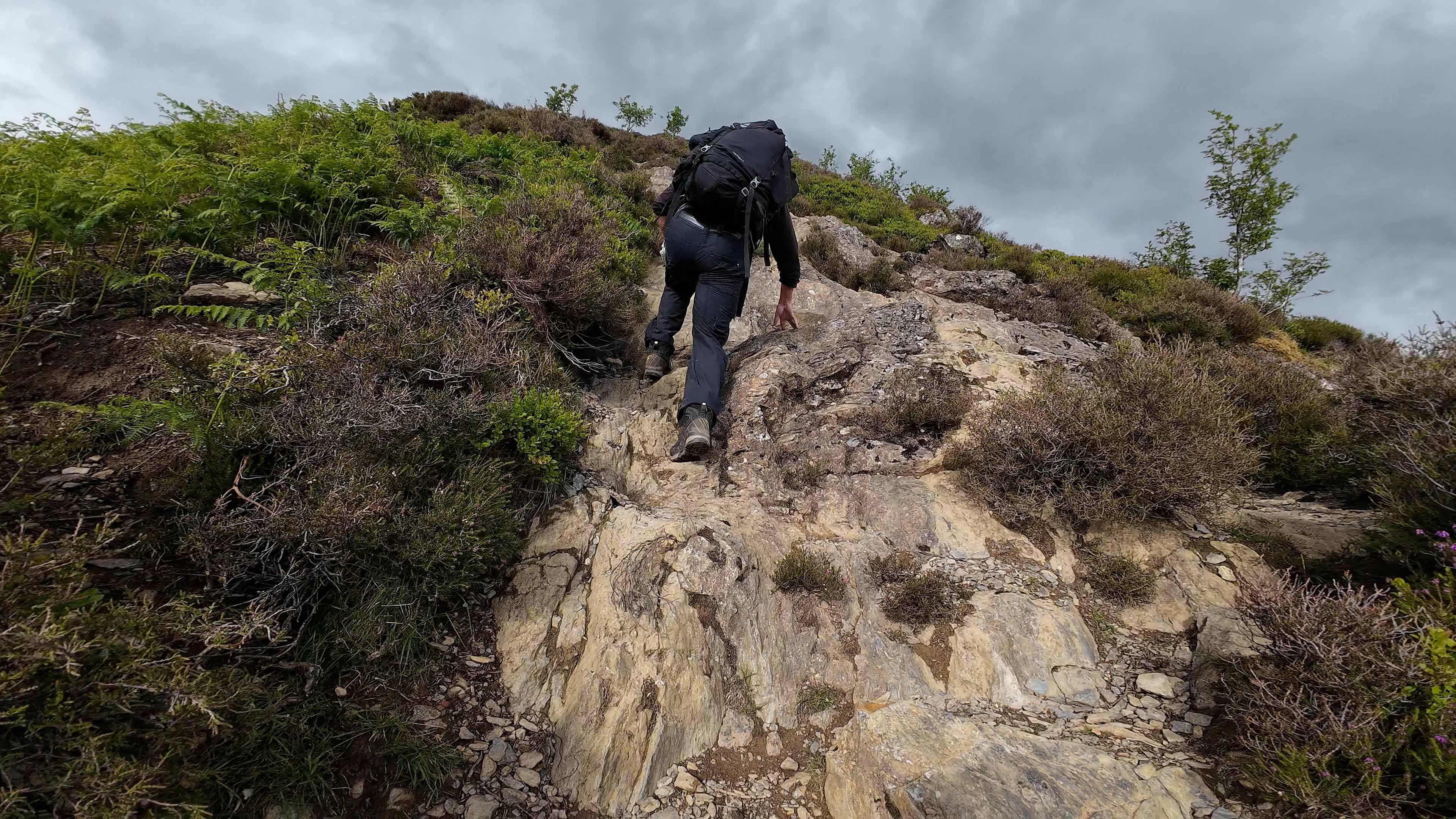 Scramble up to Rowling End